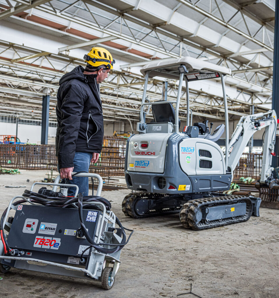 Met externe accu naar TB20e