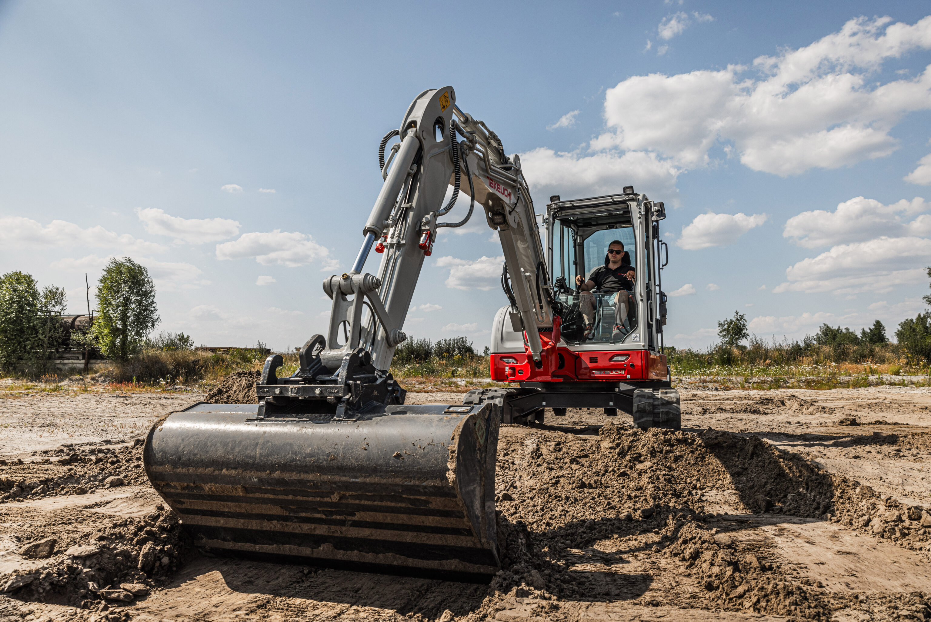 Takeuchi graafmachine met een graafbak