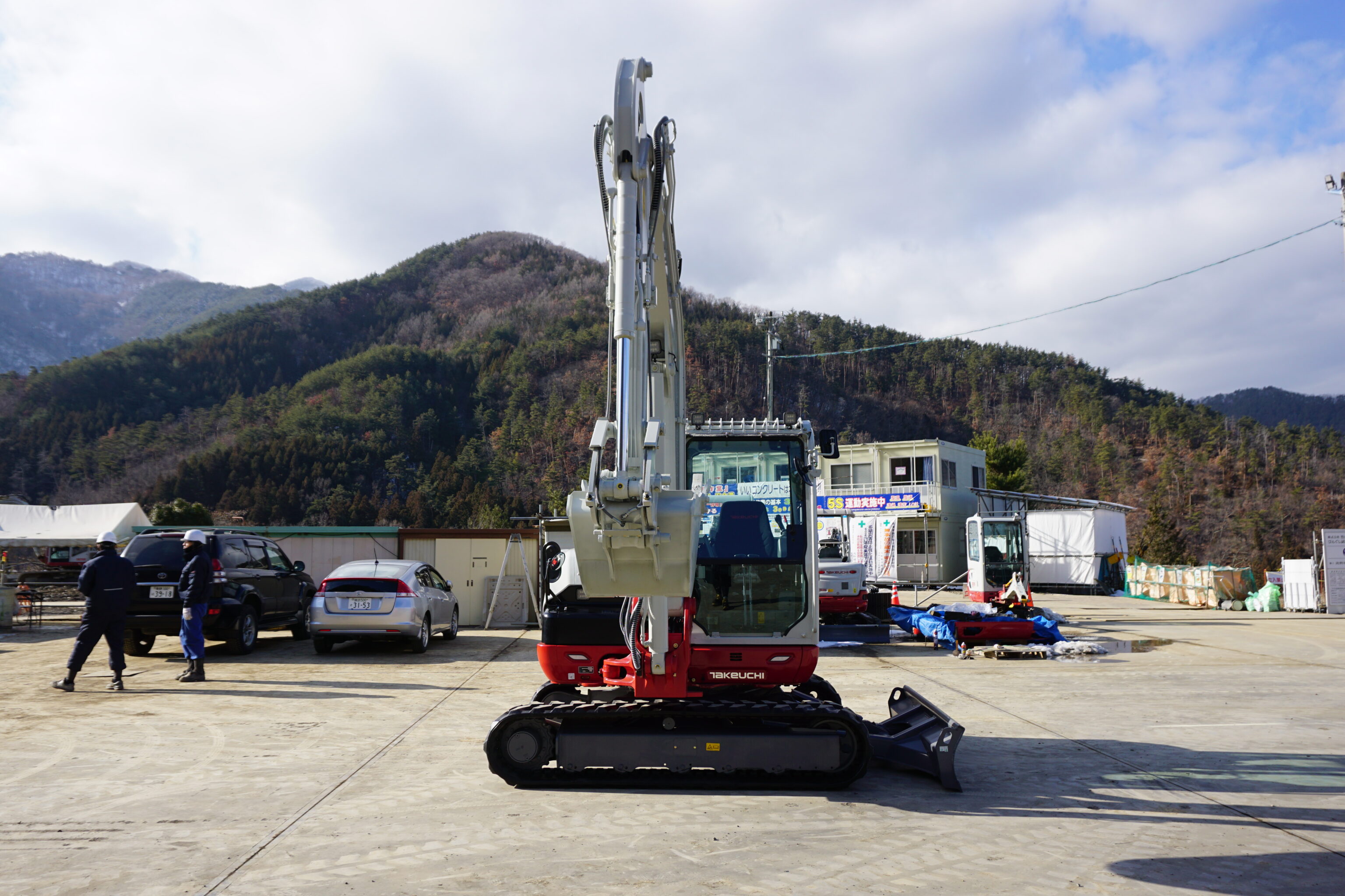 Takeuchi TB370 Monoboom graafmachine