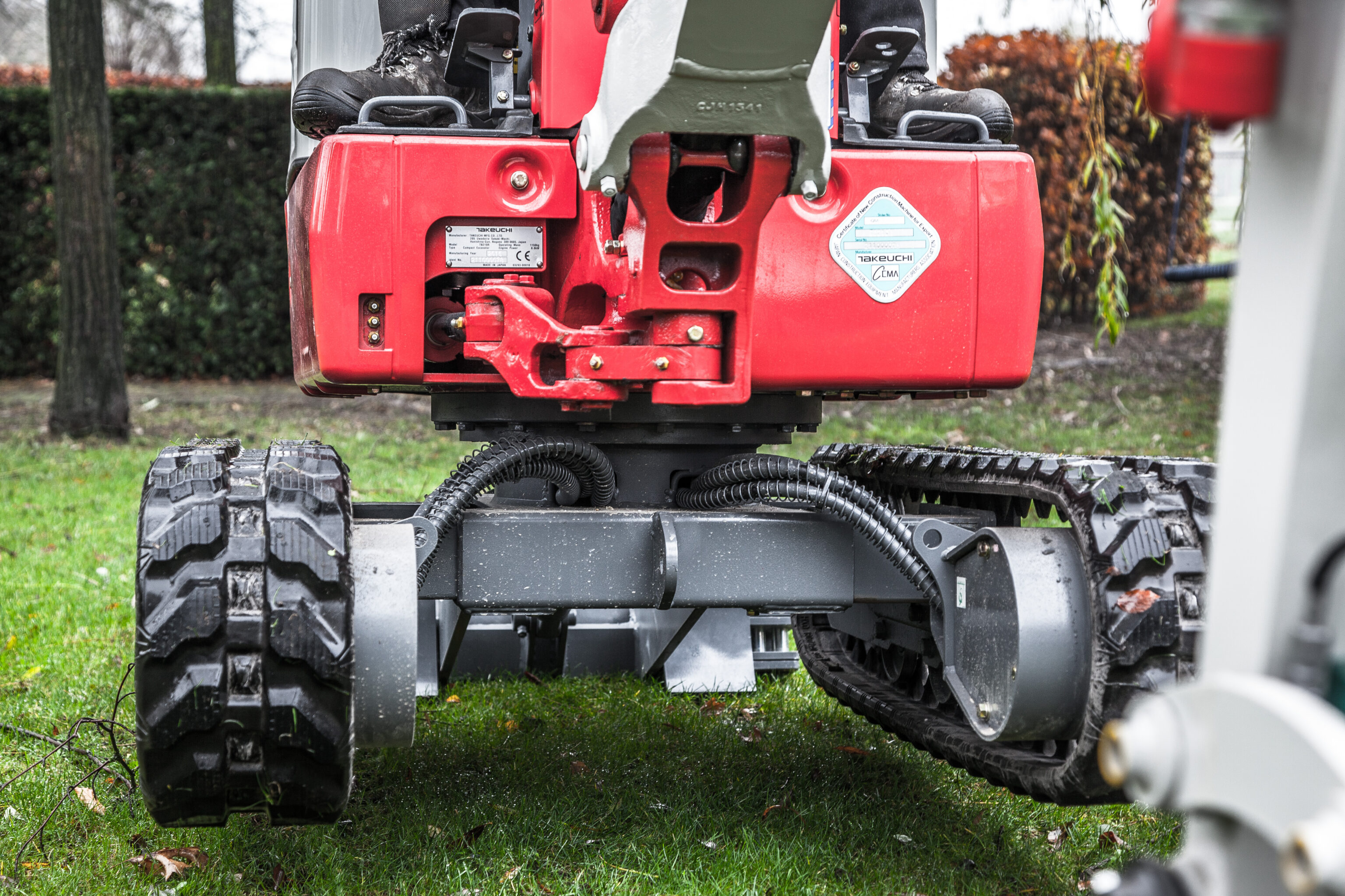 TB210R onderwagen uitgeschoven