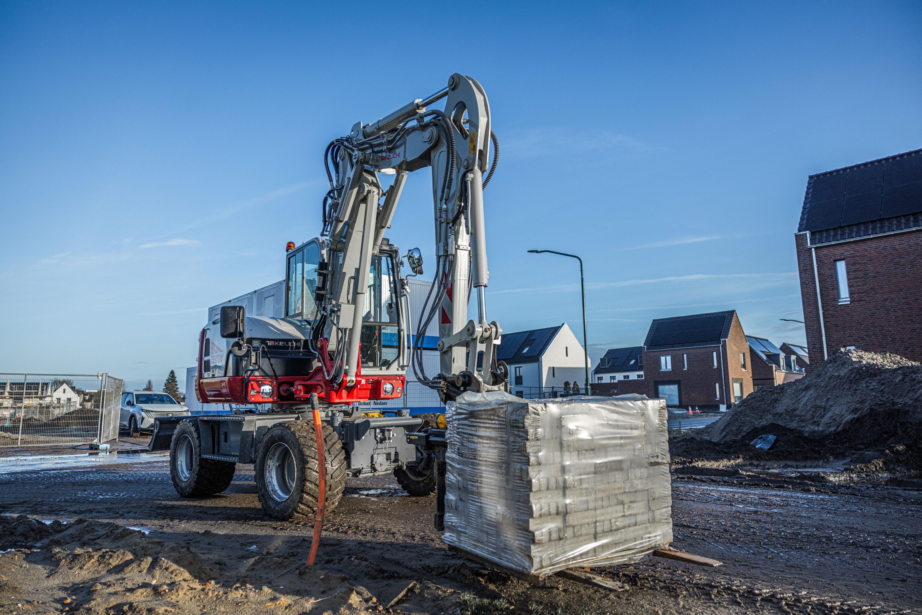 Takeuchi TB370W mobiele kraan