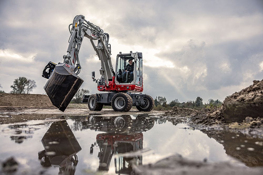 Takeuchi TB370W mobiele kraan