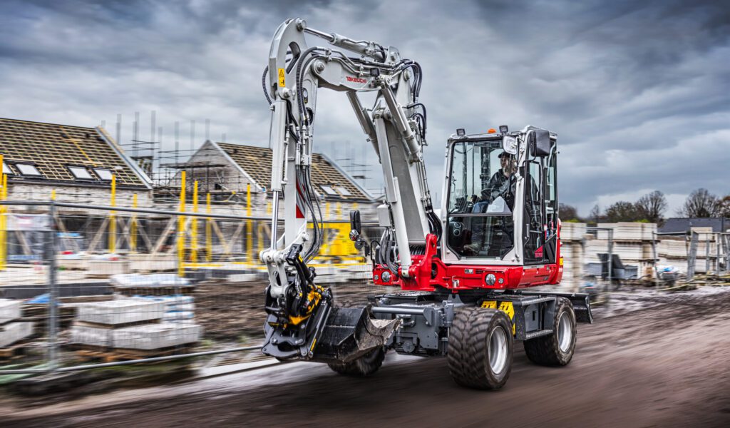 Actie foto van de Takeuchi TB370W