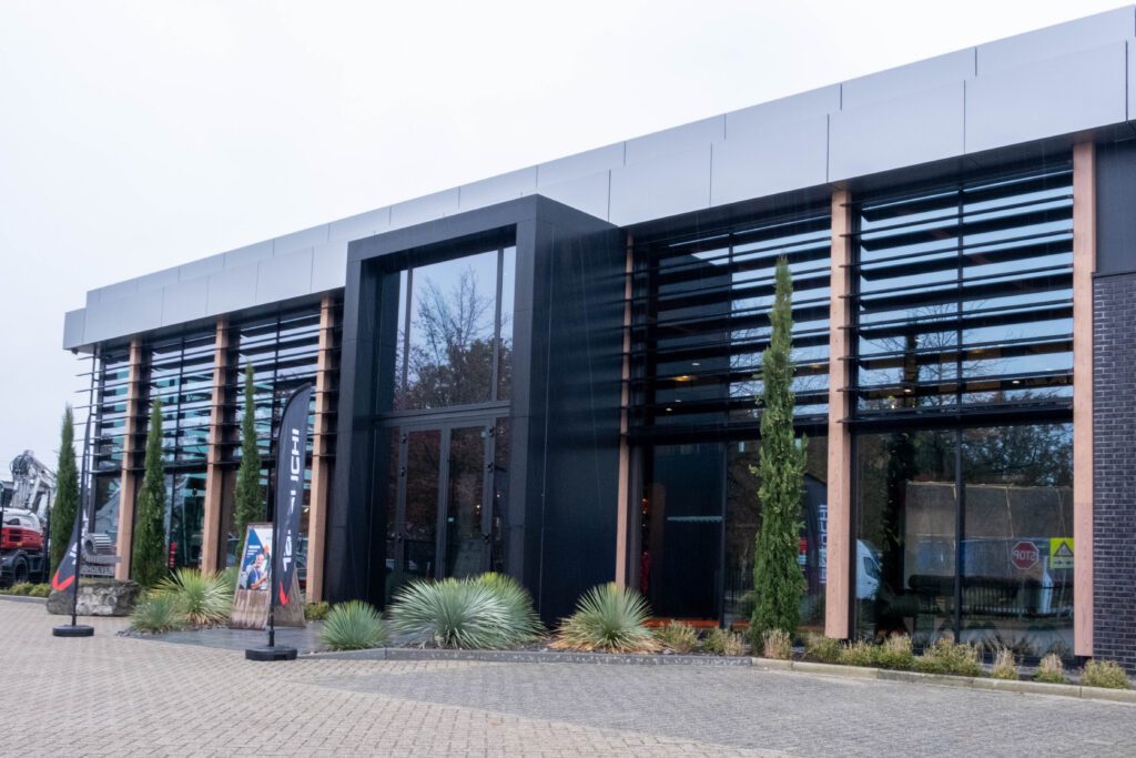 Verhoeven International Maarheeze ingang